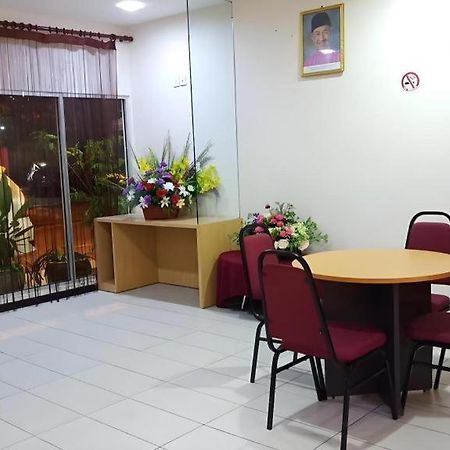 Hotel Seri Perkasa Kota Kinabalu Esterno foto