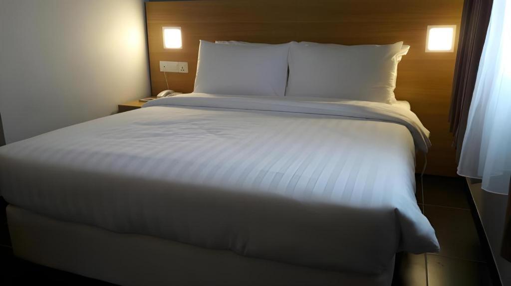 Hotel Seri Perkasa Kota Kinabalu Esterno foto
