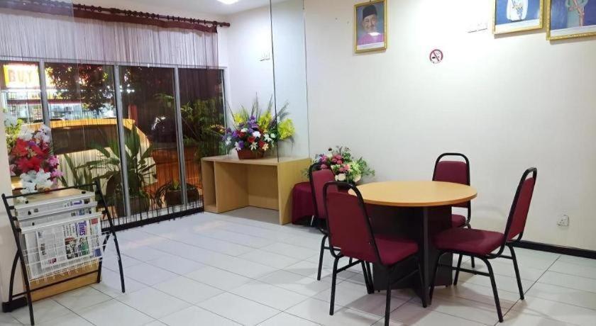 Hotel Seri Perkasa Kota Kinabalu Esterno foto