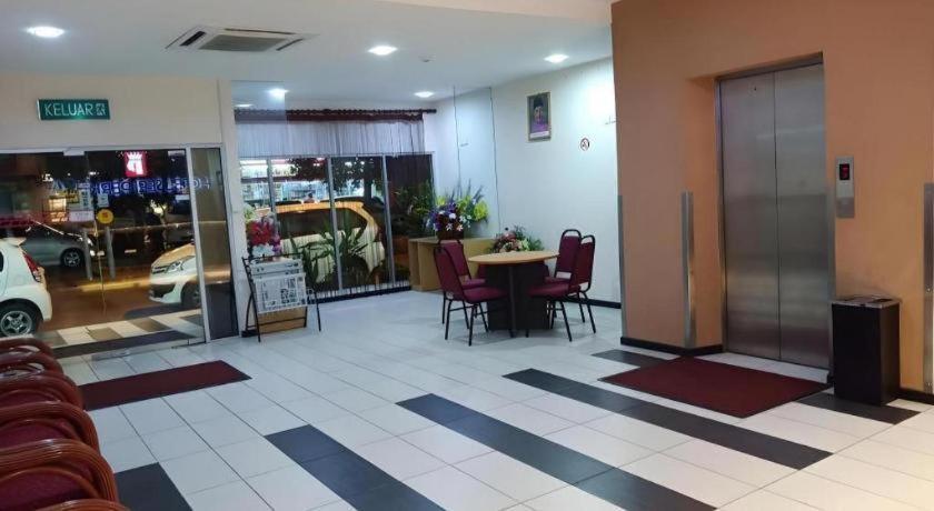 Hotel Seri Perkasa Kota Kinabalu Esterno foto