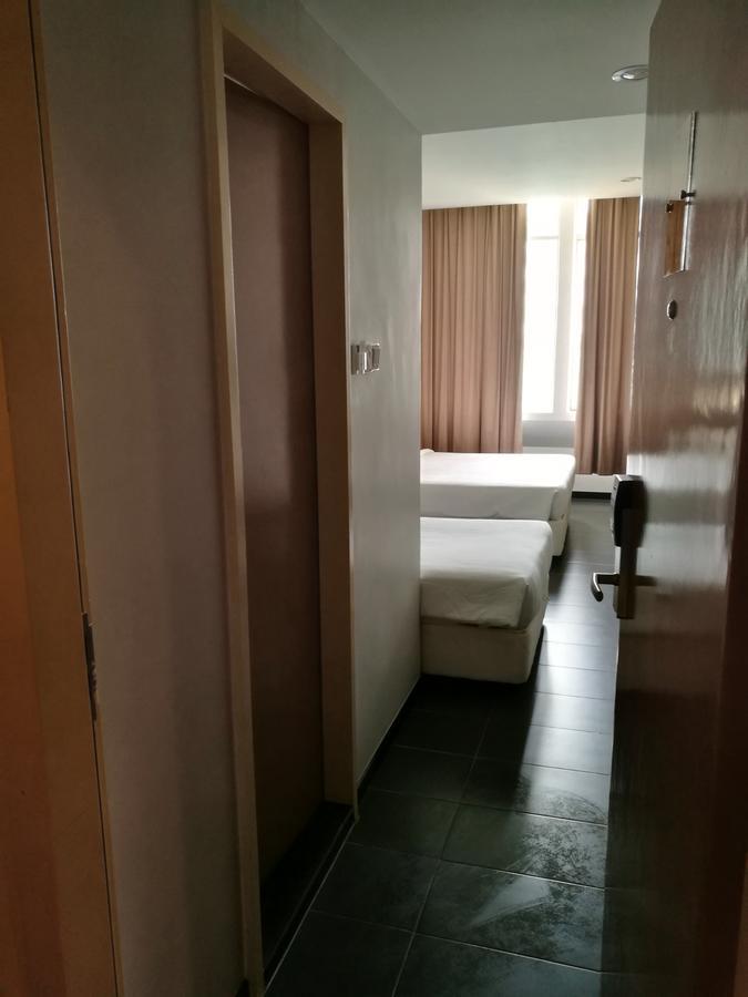 Hotel Seri Perkasa Kota Kinabalu Esterno foto